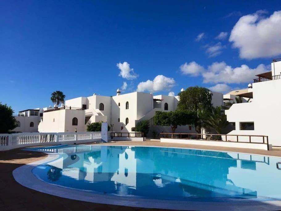 Apto. Vacacional “El Balcon De Las 4 Lunas” Costa Teguise Extérieur photo